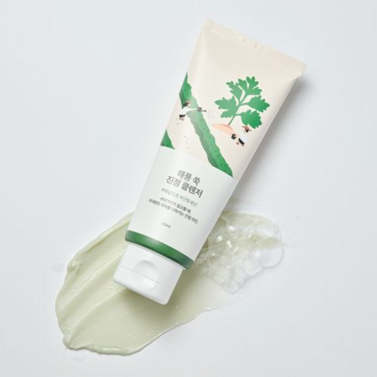 Заспокійлива очищуюча пінка з полином MUGWORT Calming Cleanser, Round Lab