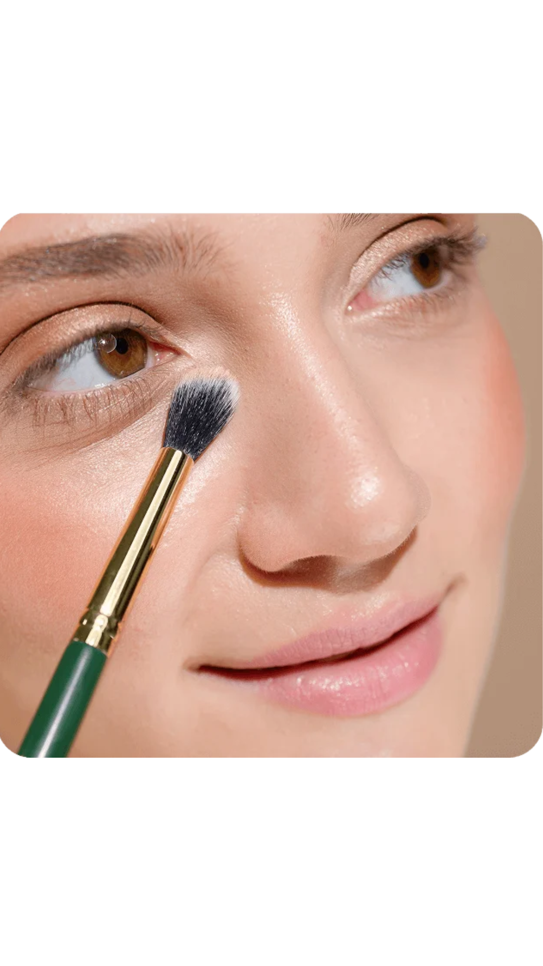 Пензлик косметичний 05 —
для консилера, помади та тіней, DAVYDENKO BEAUTY
