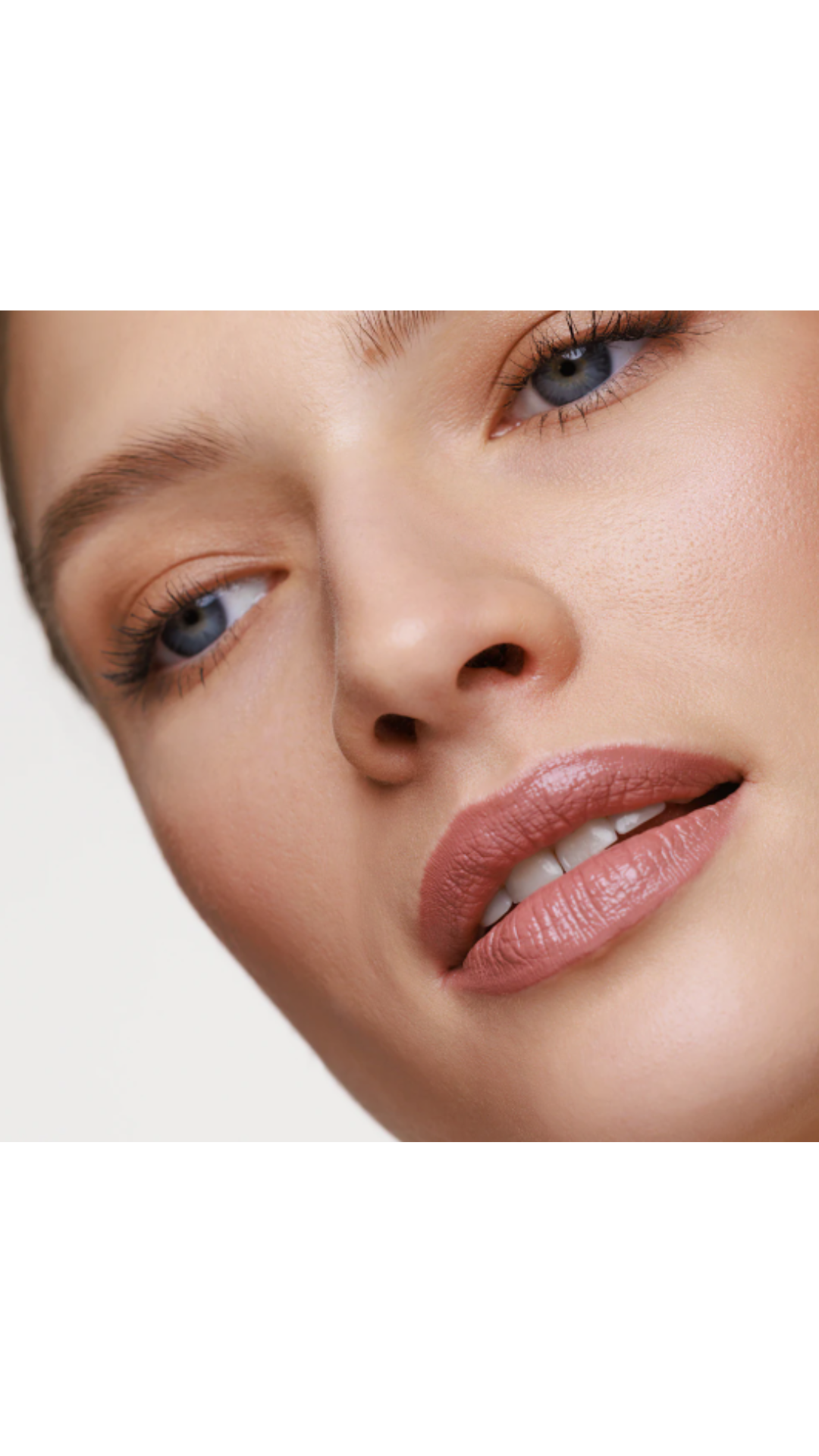 Помади для губ відтінок 404 Caramelized Plum, NudeLightful Lipstick, Paese