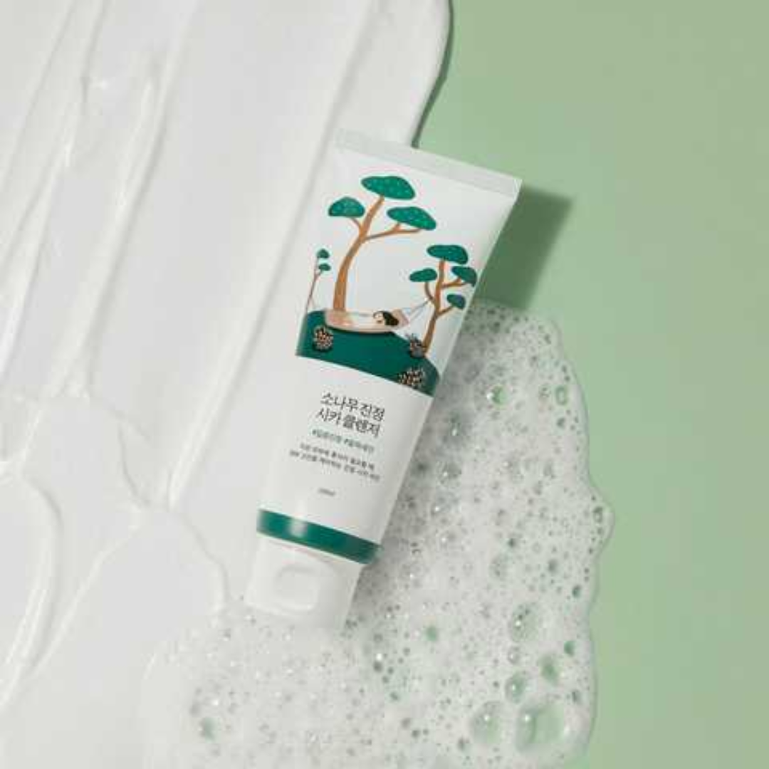 Очищувальна пінка з екстрактом голок сосни Pine Calming Cica Cleanser, ROUND LAB