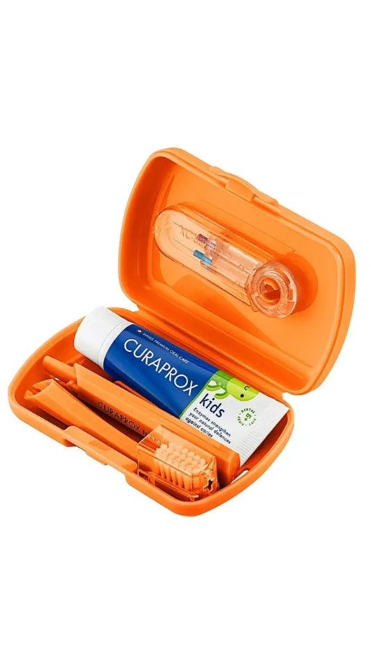 Дитячий дорожній набір, помаранчевий Kids Travel Set, Curaprox