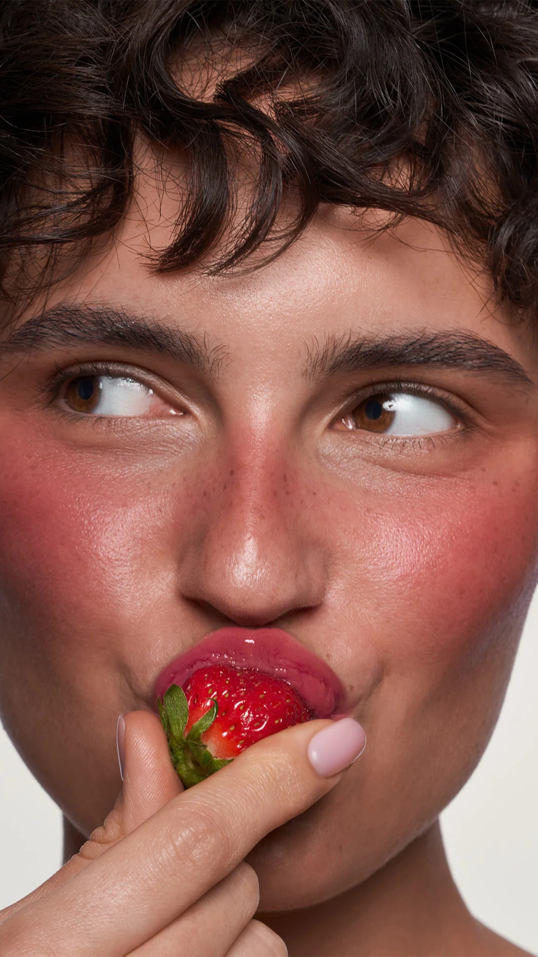Блиск для губ CBD LIP GLOSS - RASPBERRY, SAYEAH BEAUTY