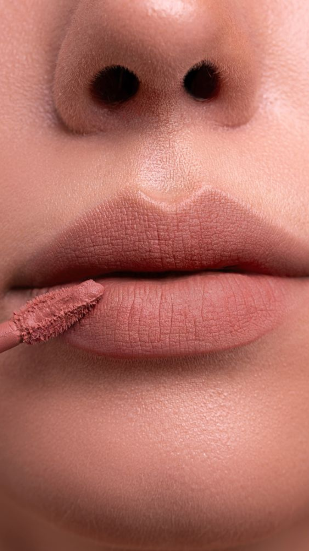 Оксамитова матова помада VELOUR LIP SOUFFLE 02 ROSEWOOD, ZOLA