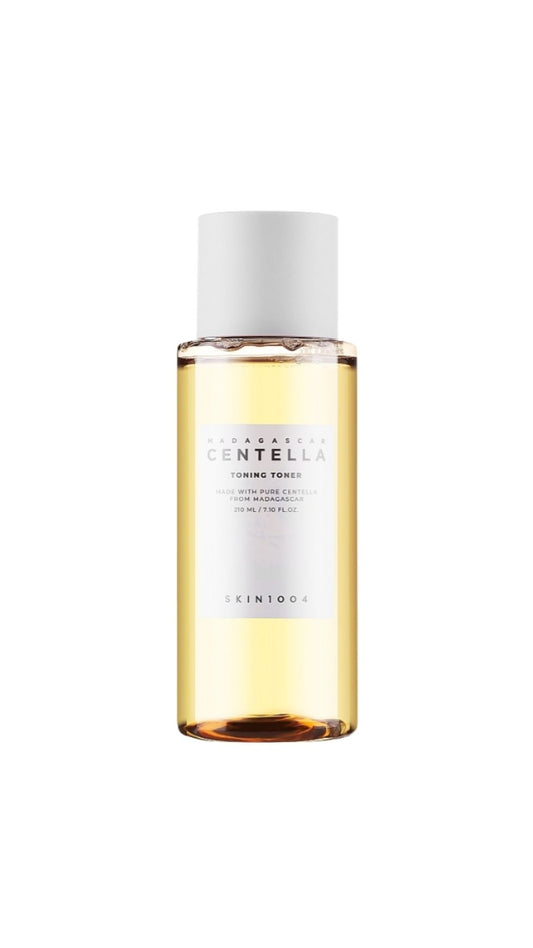Зволожувальний тонер з центелою та гіалуроновою кислотою Madagascar Centella Toning Toner, SKIN1004
