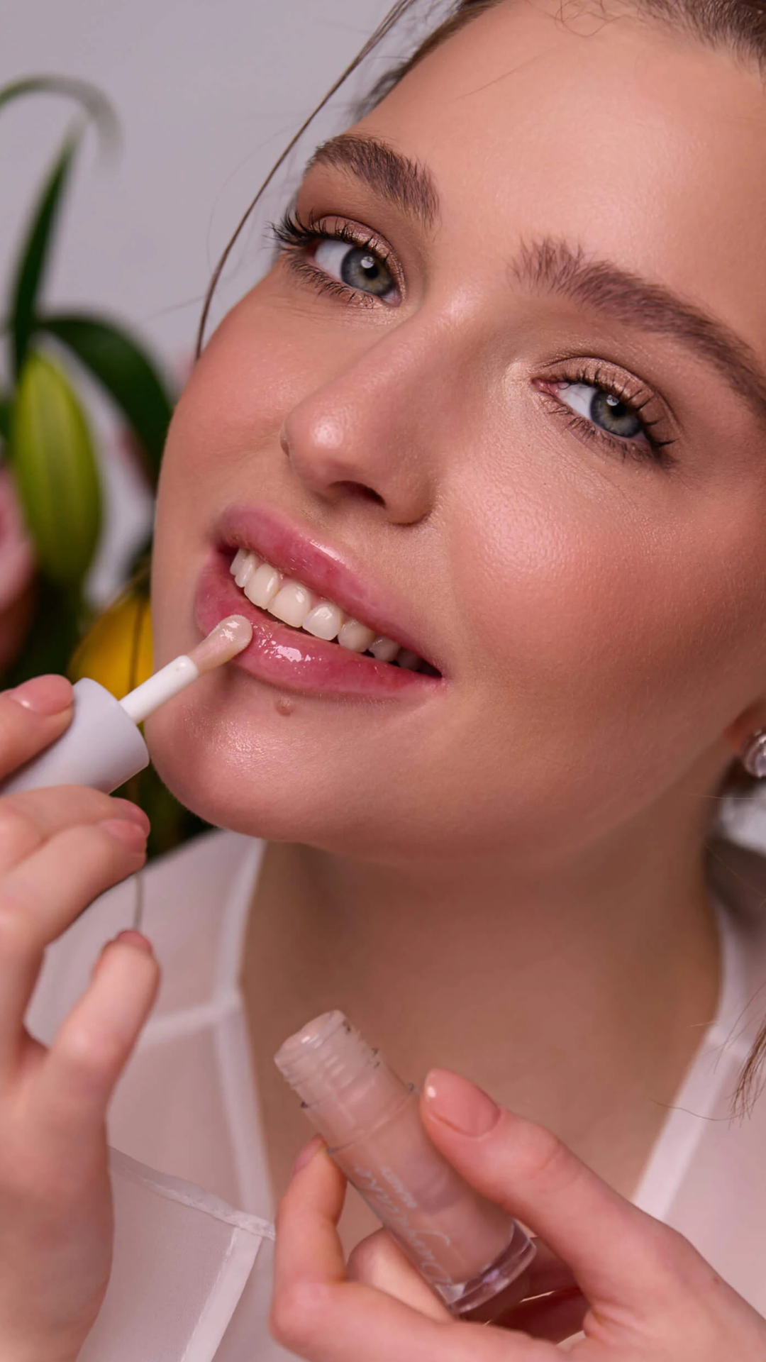 Блиск для губ Ultra Peptide Glow, DAVYDENKO BEAUTY