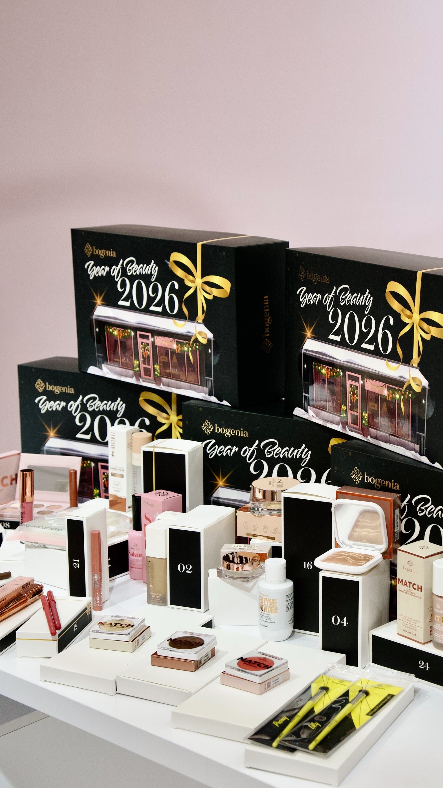 Адвент календар Bogenia Advent Calendar 25 Days of Beauty Cosmetics Collection Best Makeup s Hair Products