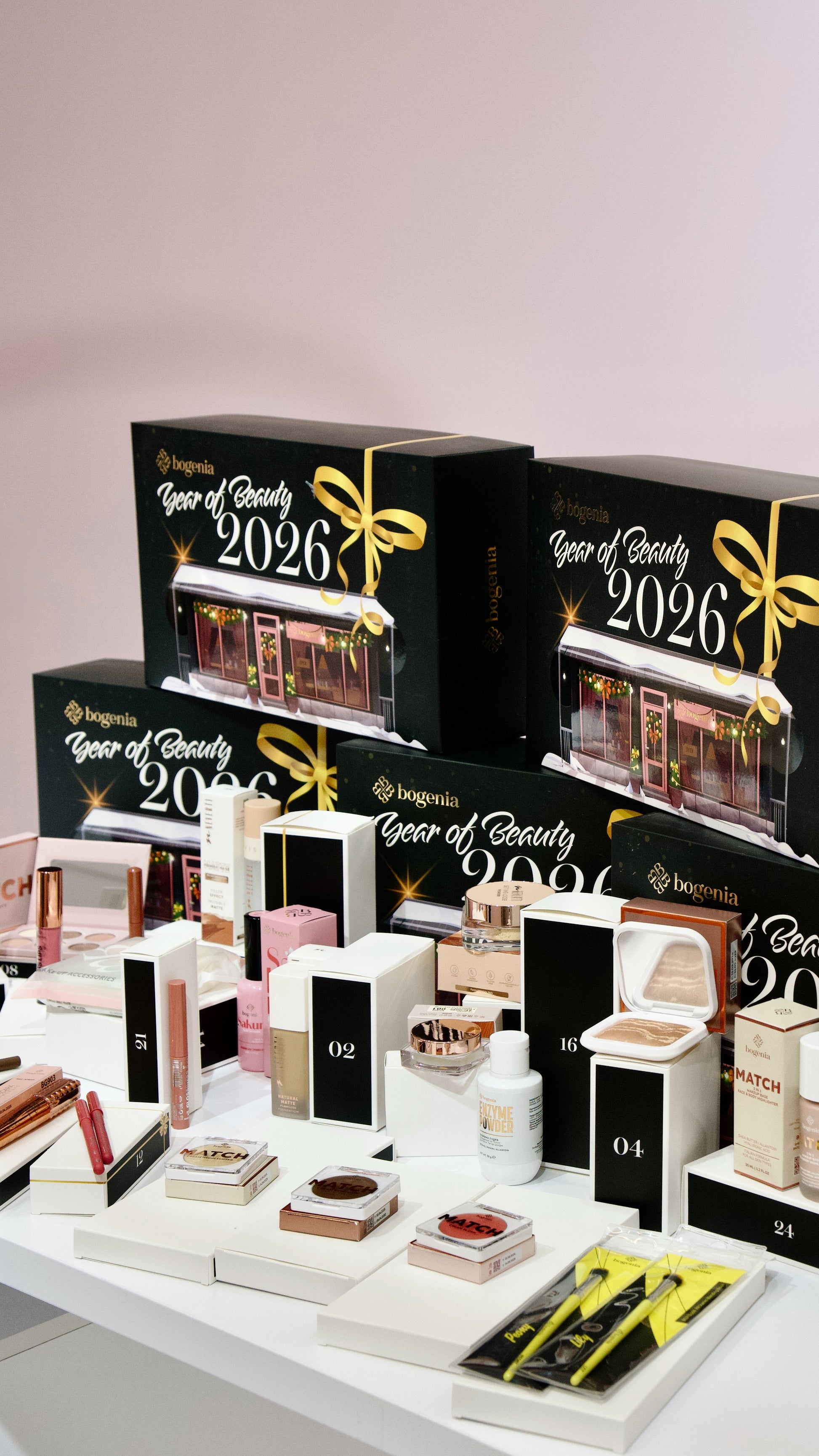 Адвент календар Bogenia Advent Calendar 25 Days of Beauty Cosmetics Collection Best Makeup s Hair Products