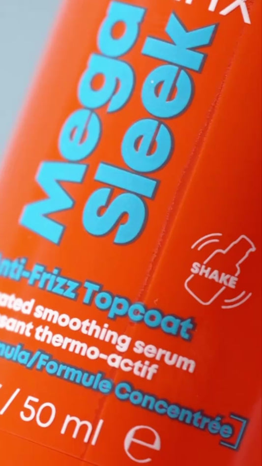 Шампунь для гладкості неслухняного волосся 300ml Mega Sleek Shampoo, Matrix